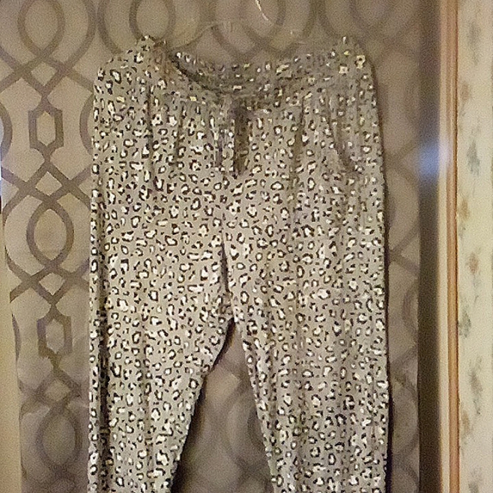 Women's jeans